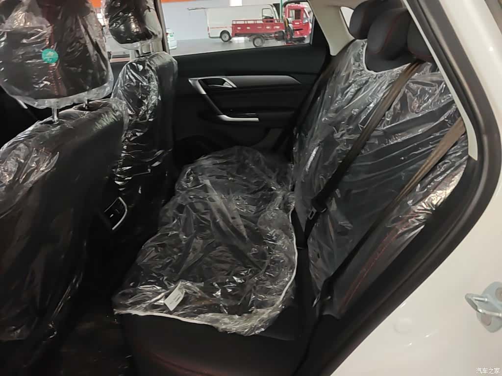 BAIC EU5, 2026 17