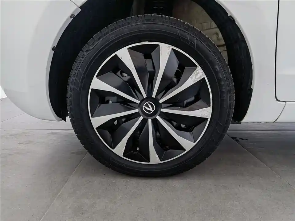 Changan Benben E-Star