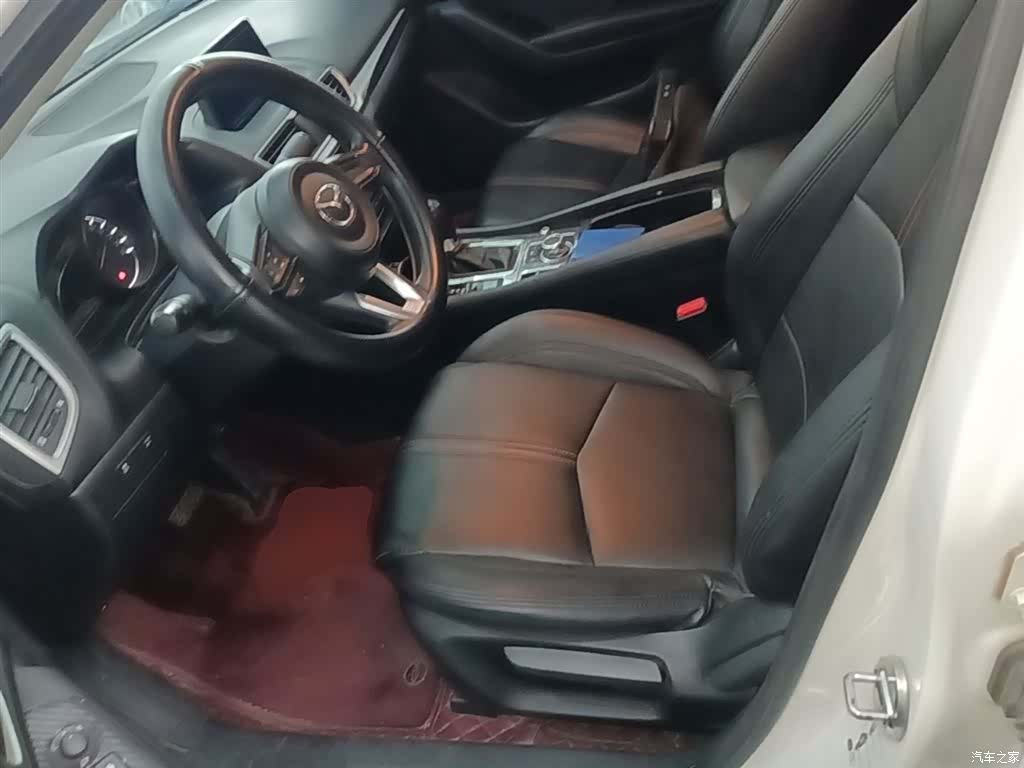 Mazda Mazda3, 2018 15