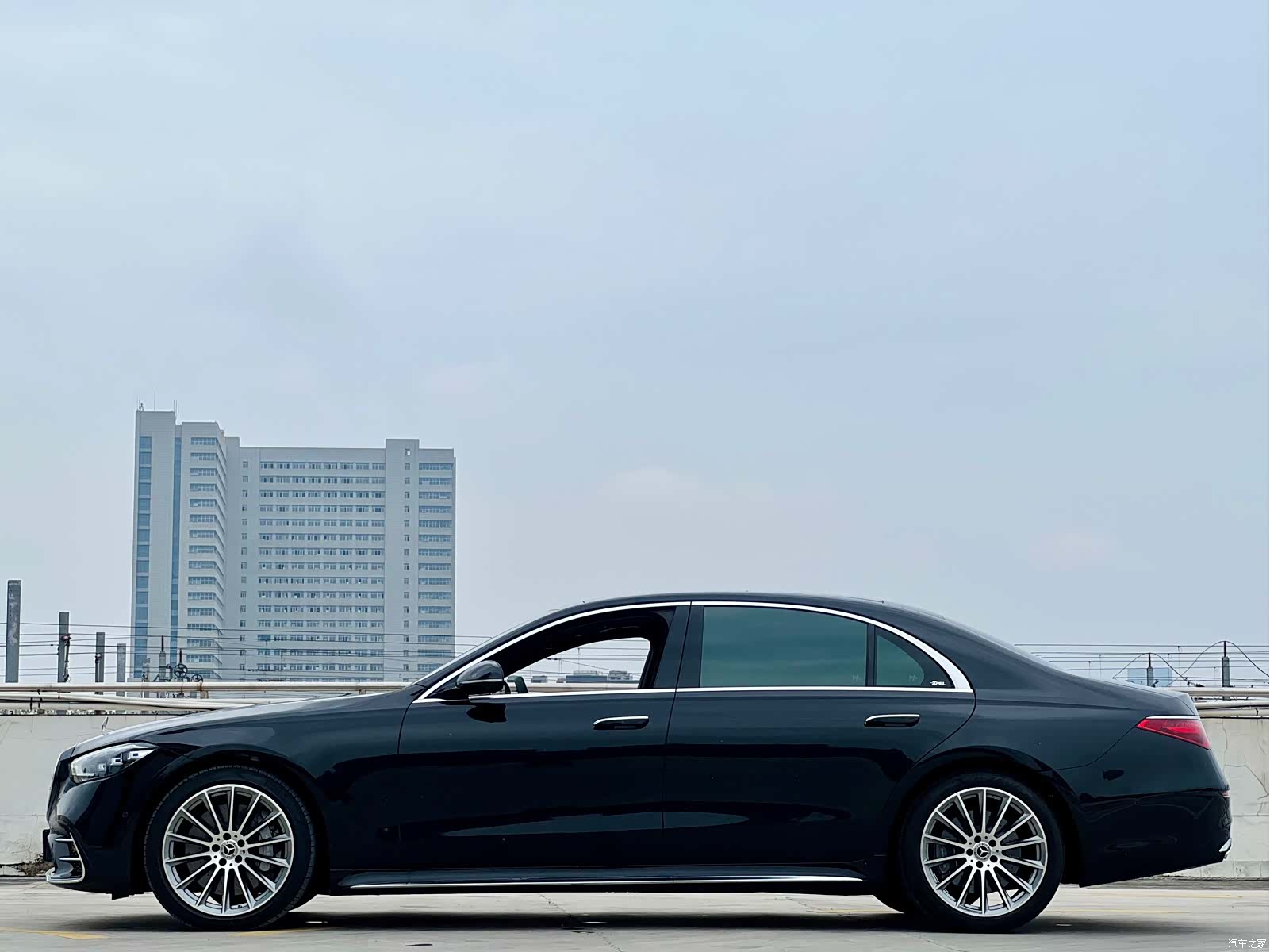 Mercedes-Benz S-Class, 2022 13