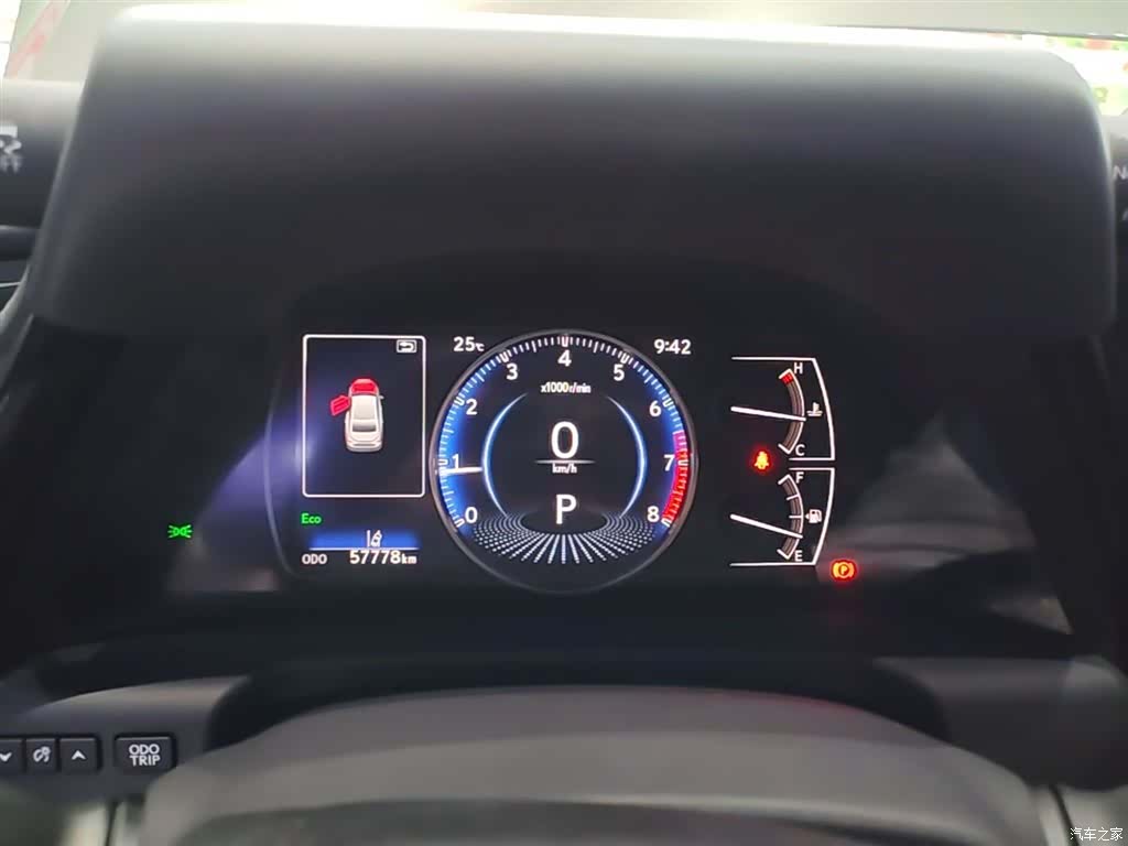 Lexus ES, 2023 12
