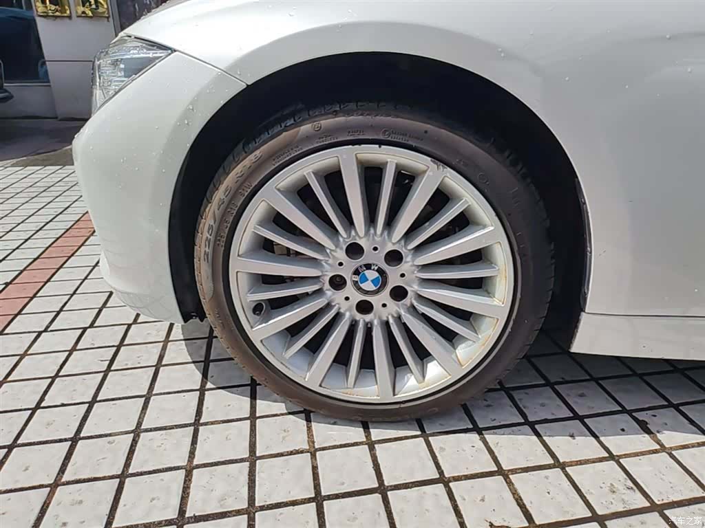 BMW 3 Series, 2018 23