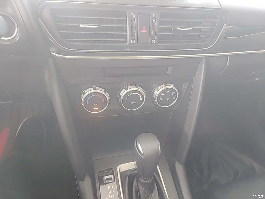 Mazda CX-4, 2020 13
