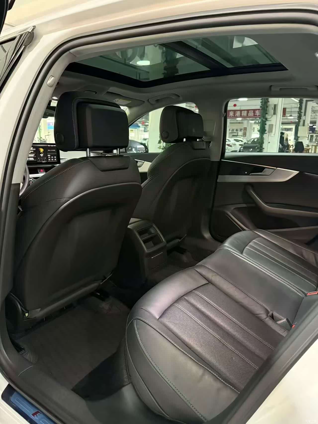 Audi A4L, 2021 10