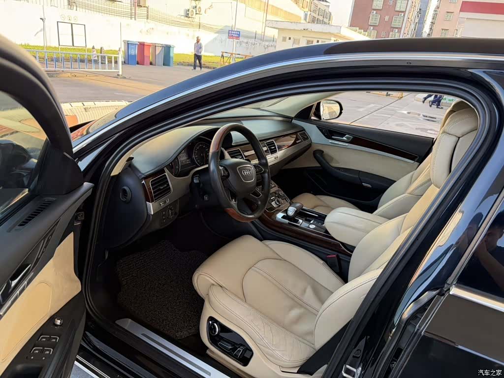 Audi A8L, 2013 все фото