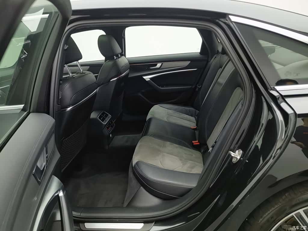 Audi A6L, 2021 15