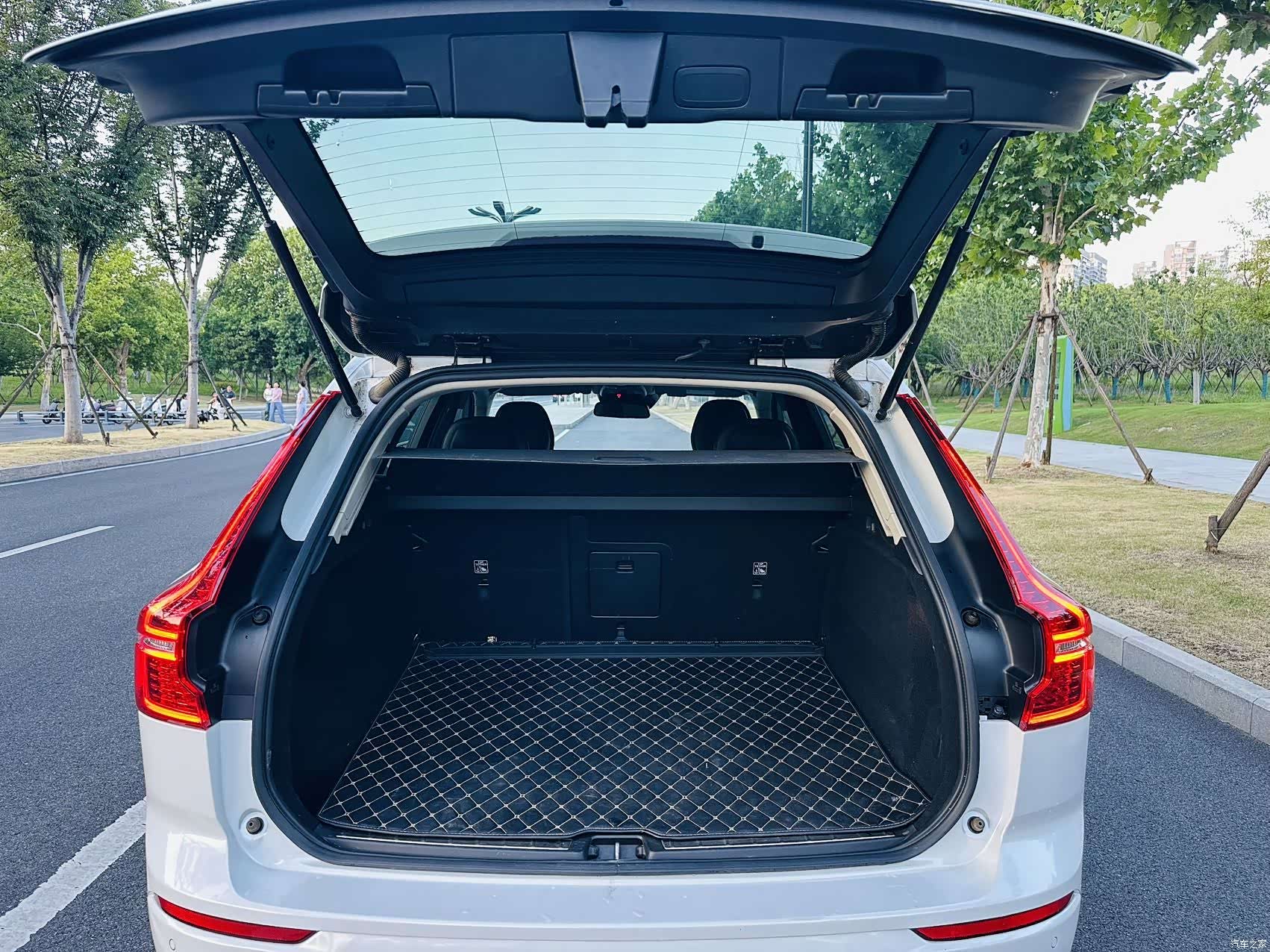 Volvo XC60, 2018 15