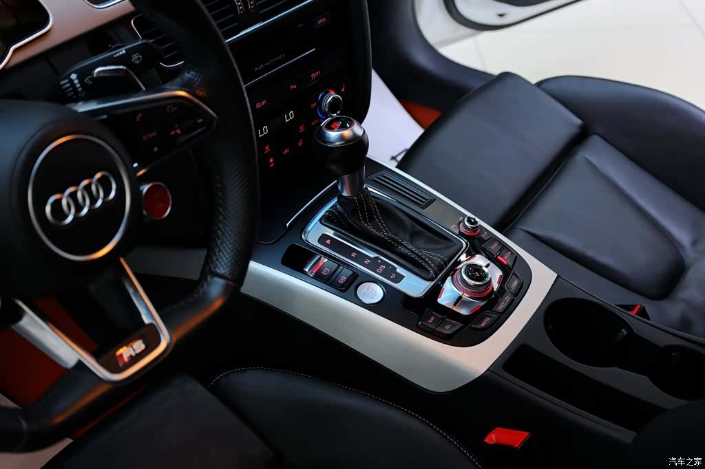 Audi S5, 2013 23