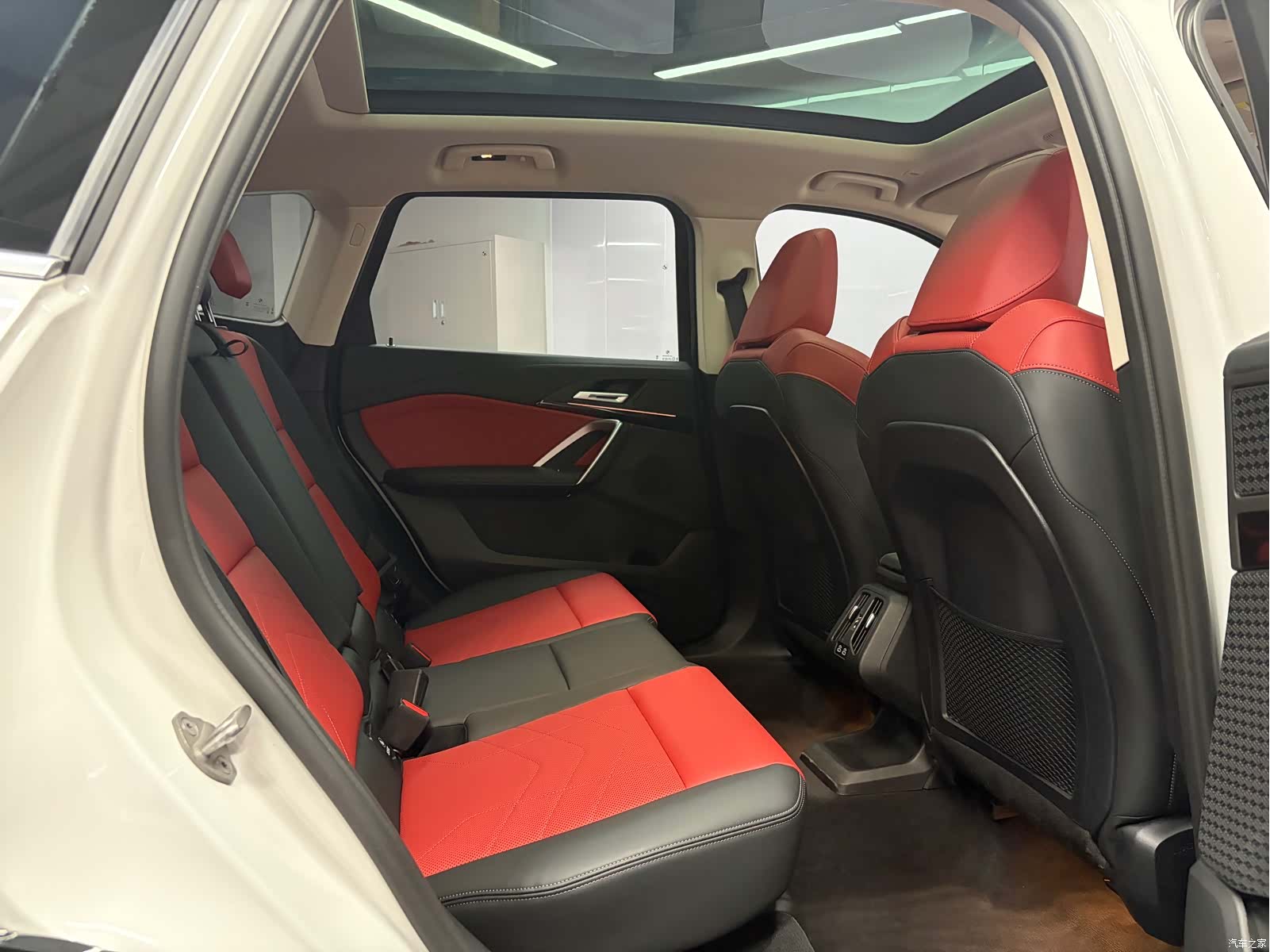 BMW X1, 2023 13