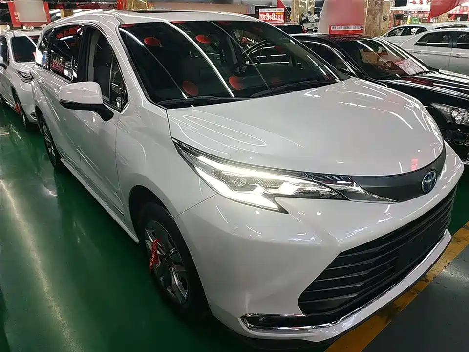 Toyota SIENNA