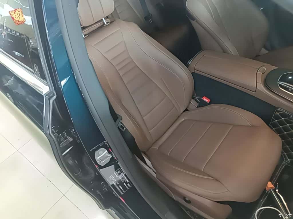 Mercedes-Benz E-Class, 2021 25