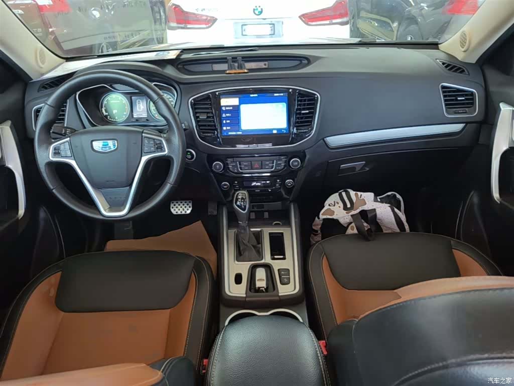 Geely X6, 2016 10