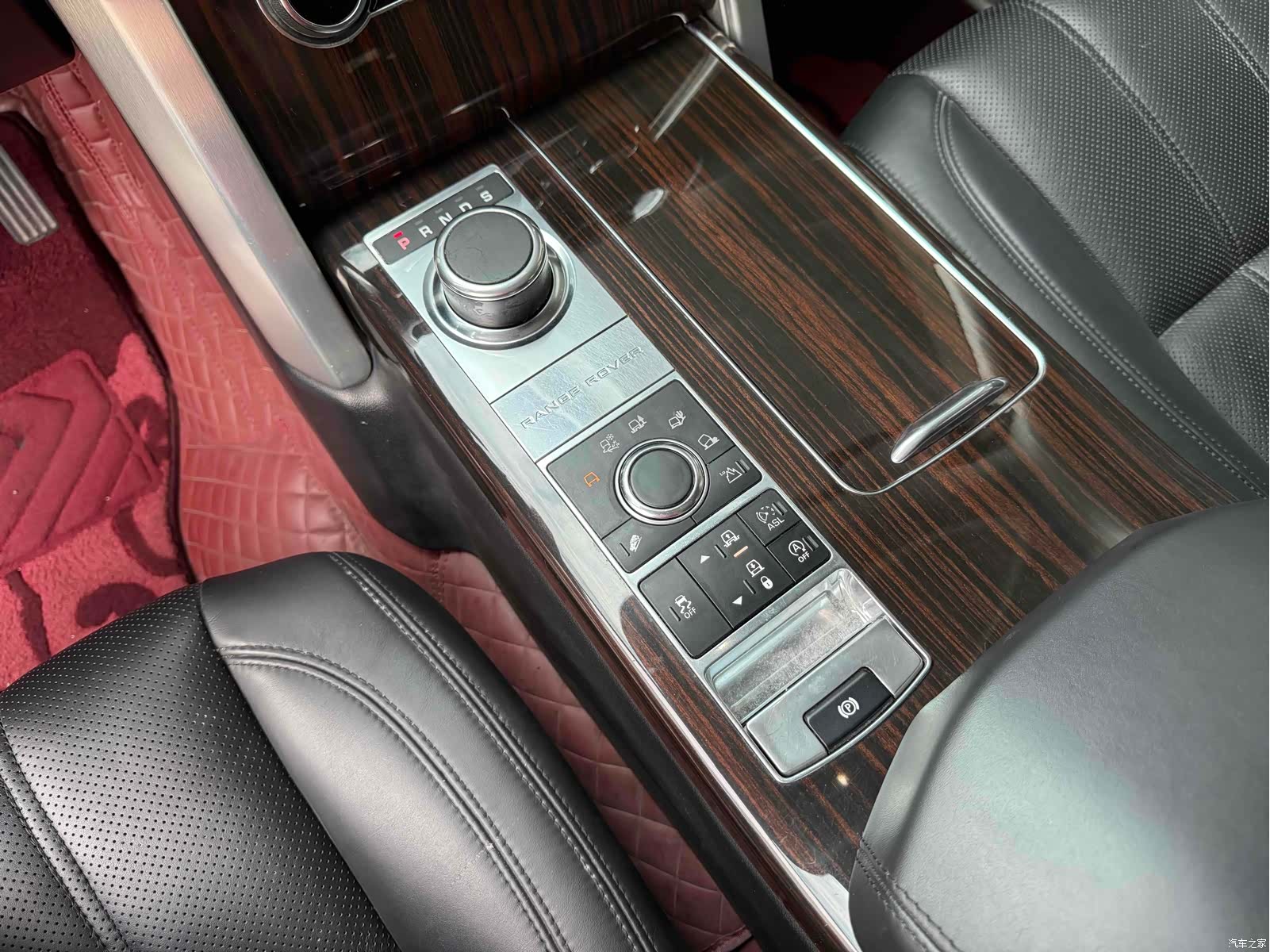 Land Rover Range Rover, 2015 11