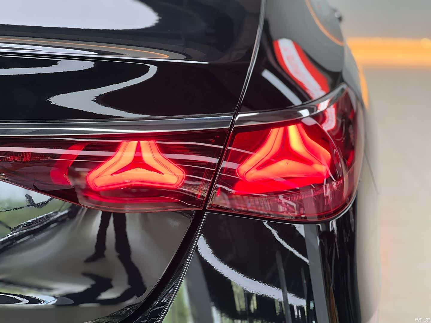 Mercedes-Benz E-Class, 2024 17