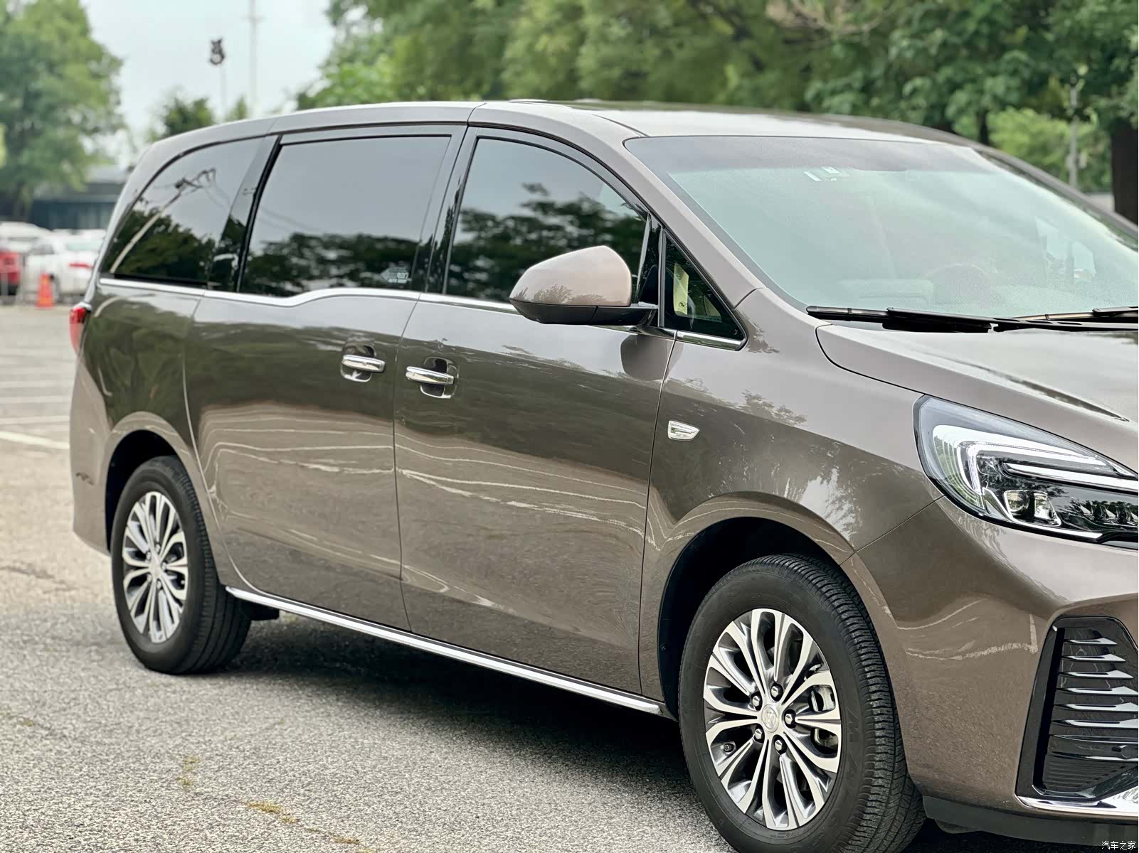 Buick GL8, 2023 7