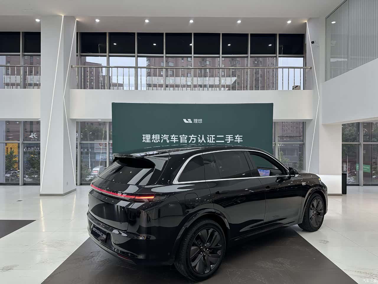 Li Auto L8, 2024 6