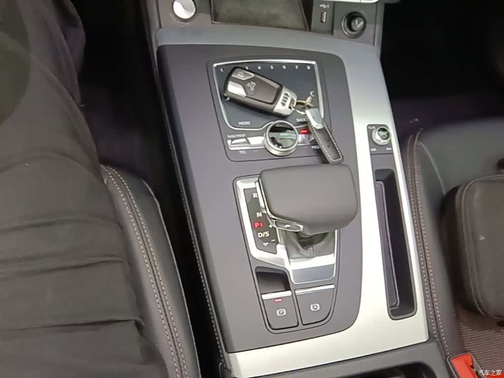 Audi Q5L, 2019 14