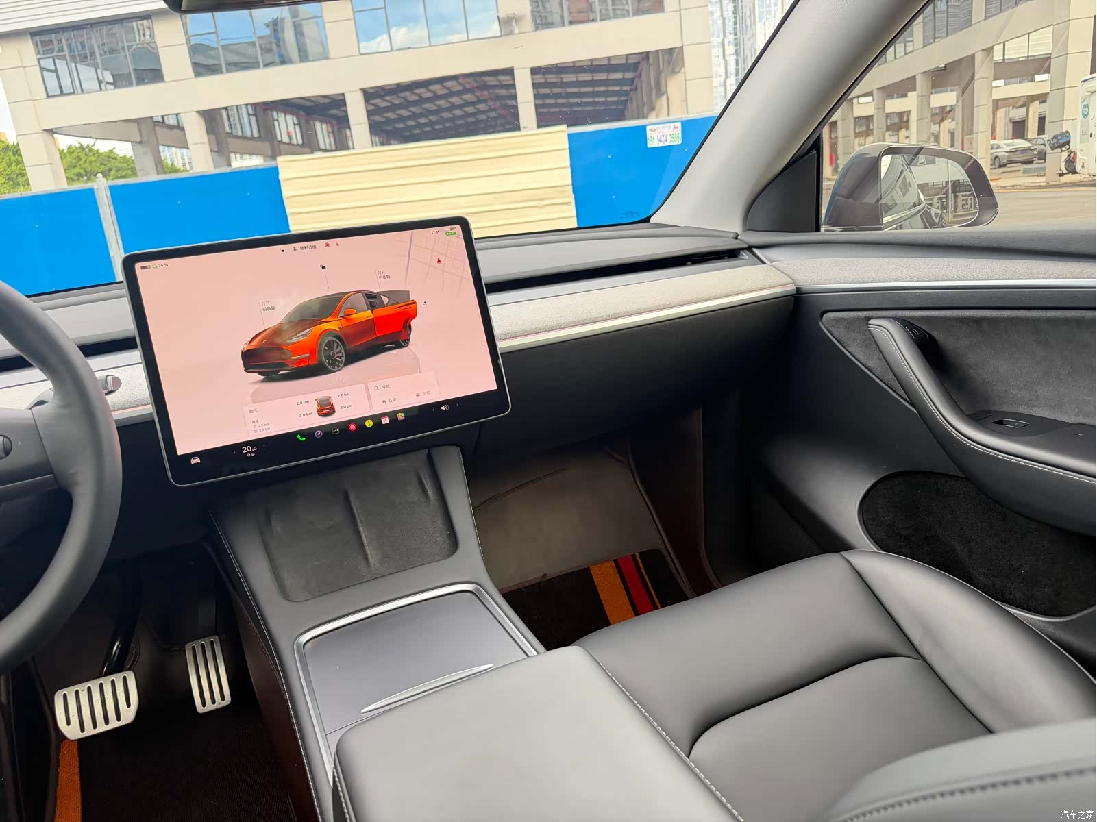 Tesla Model Y, 2024 8