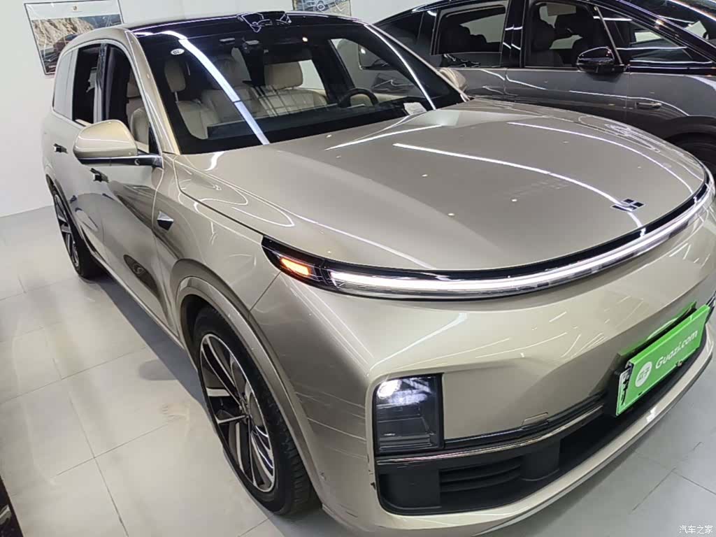 Li Auto L8, 2024 4