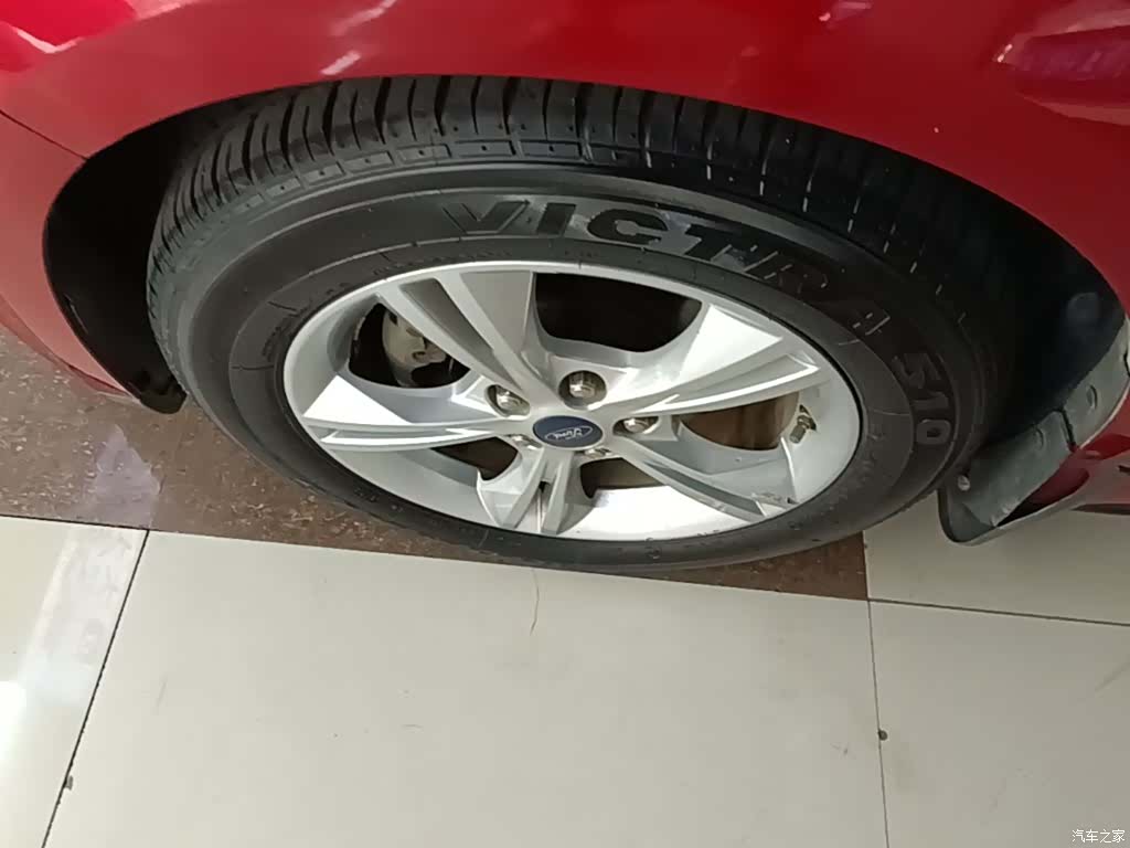 Ford Focus, 2015 23