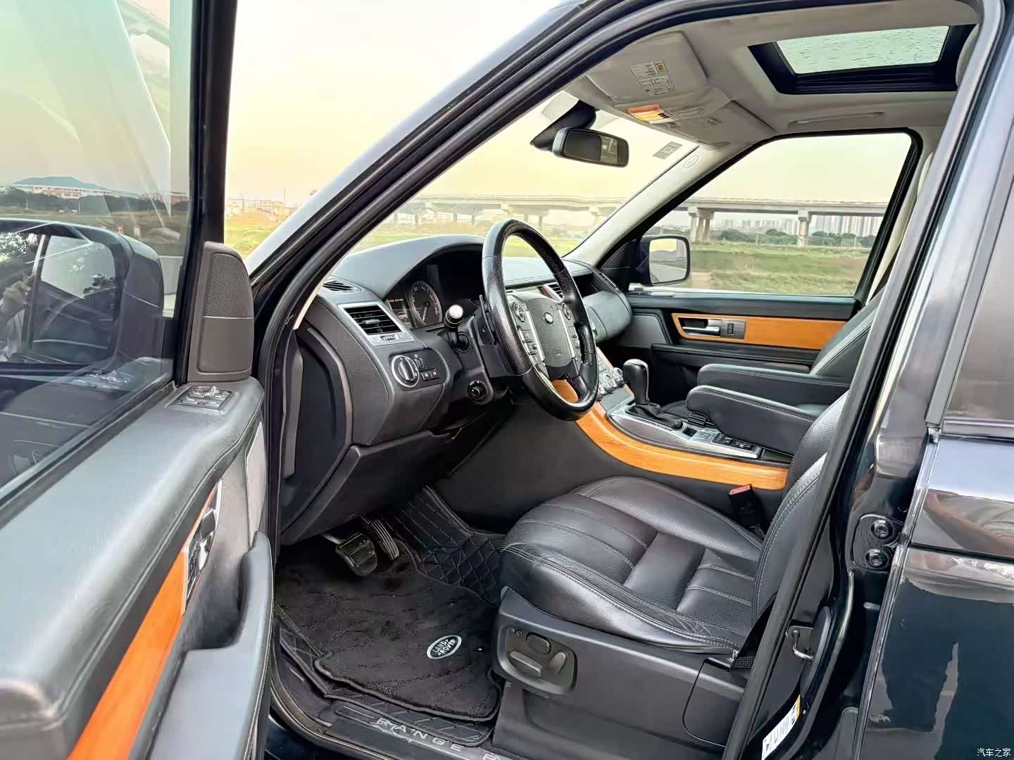 Land Rover Range Rover, 2011 11