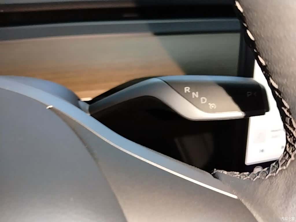 Tesla Model Y, 2021 14