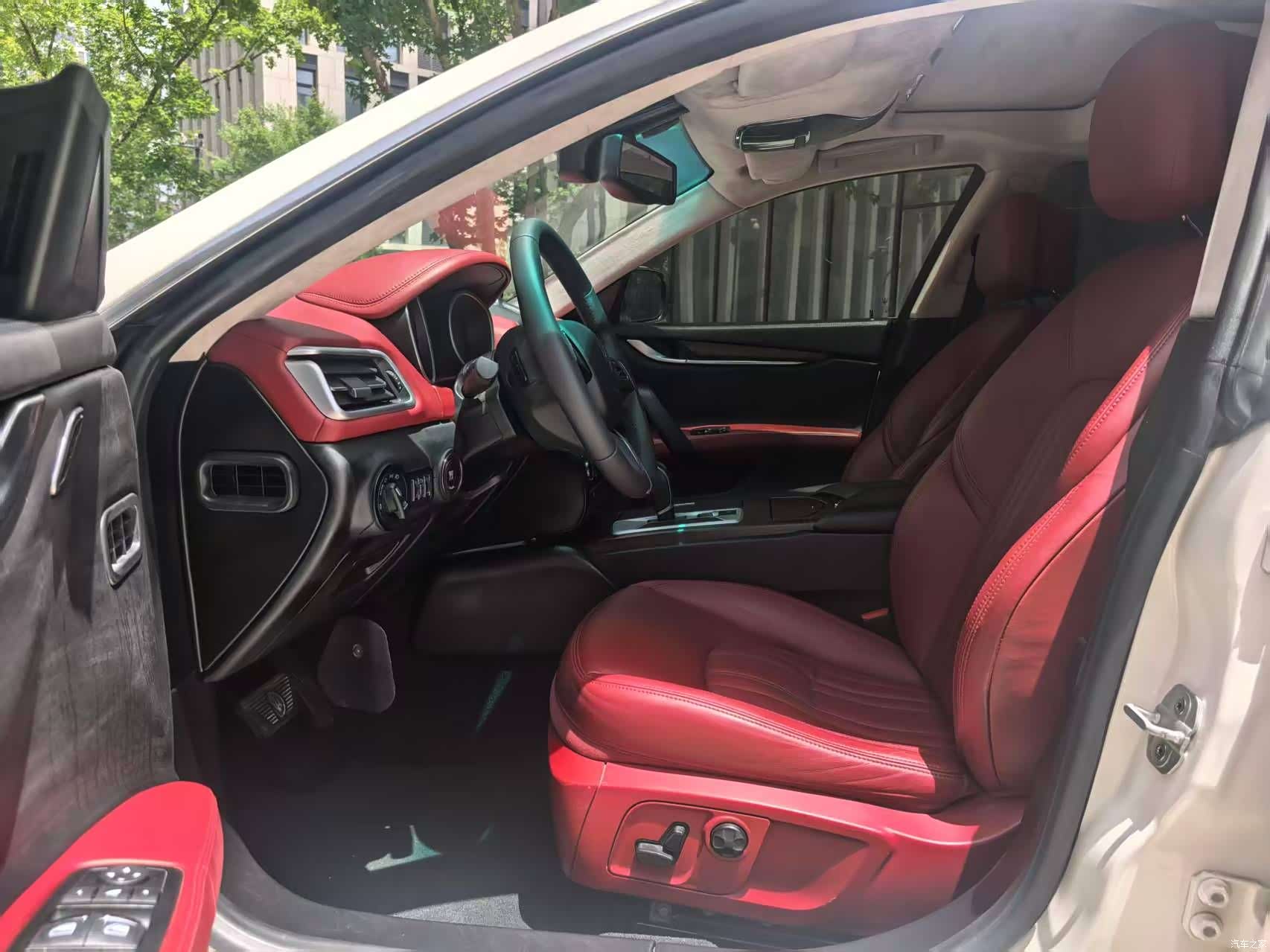 Maserati Ghibli, 2016 4