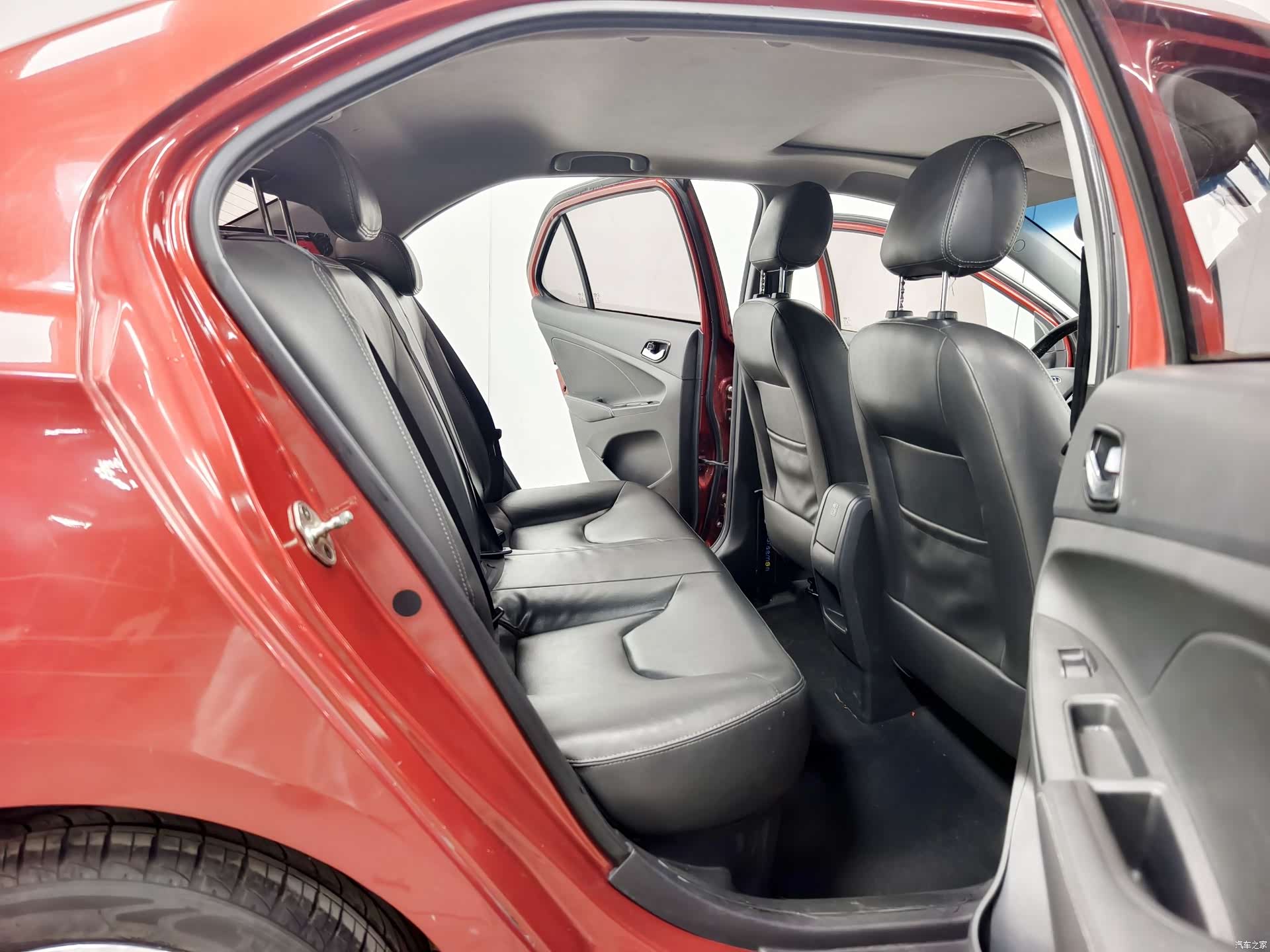 Chery 3, 2015 16
