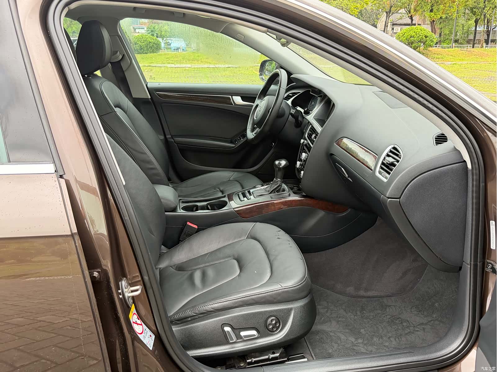 Audi A4L, 2016 11