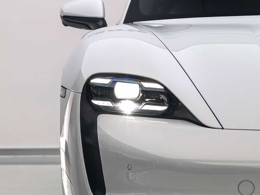 Porsche Taycan 2022, фото 9