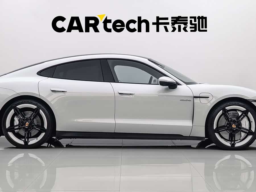 Porsche Taycan 2022, фото 12