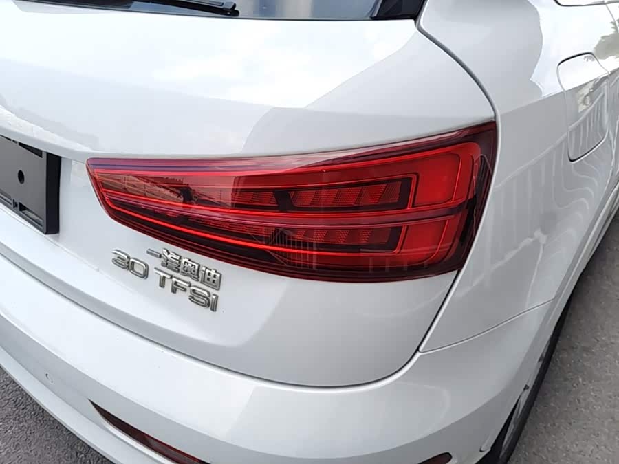 Audi Q3 2019, фото 23