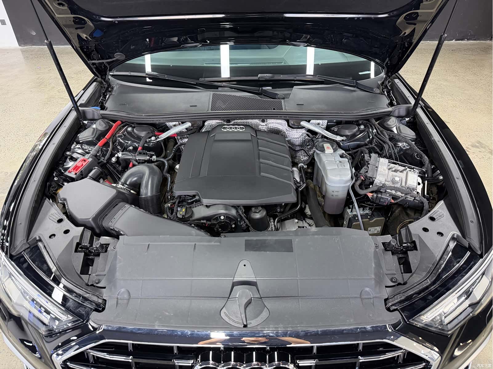 Audi A6L, 2020 23