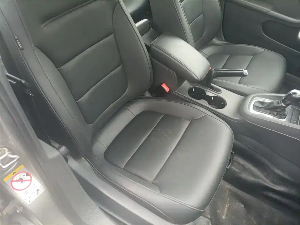Volkswagen Sagitar Volkswagen Sagitar