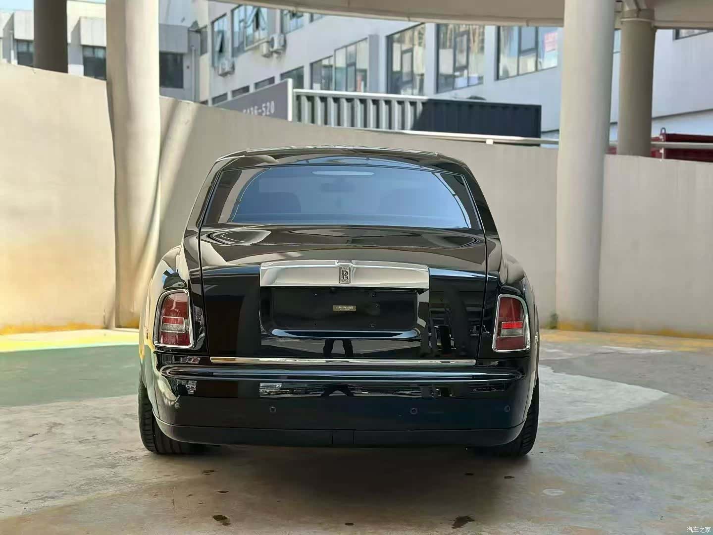 Rolls-Royce Phantom, 2014 7