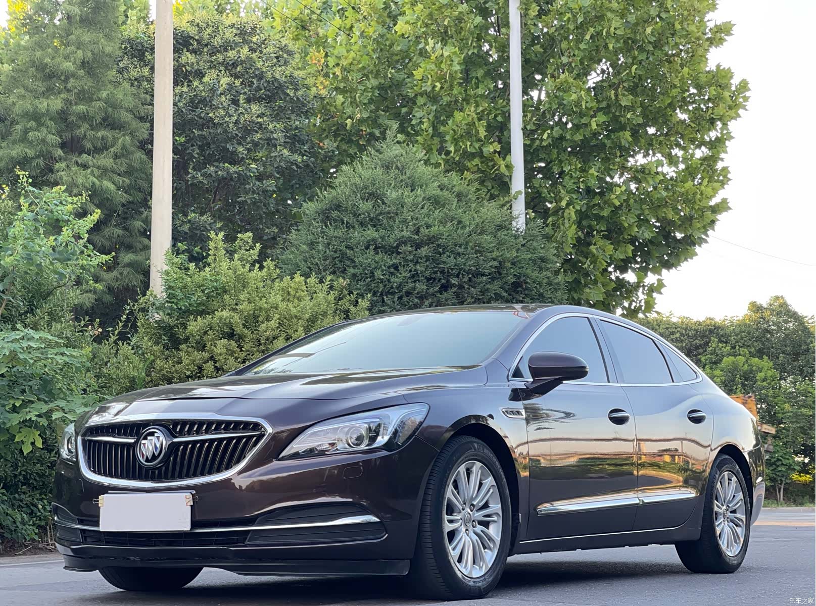 Buick LaCrosse, 2017 1