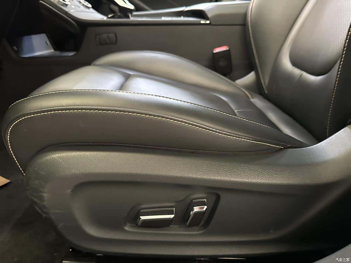 Bestune B70, 2022 12