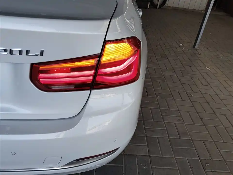 BMW 3 series BMW 3 series