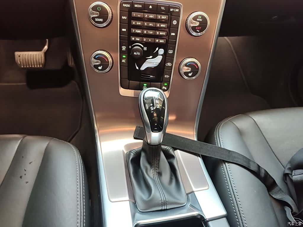 Volvo XC60, 2017 14