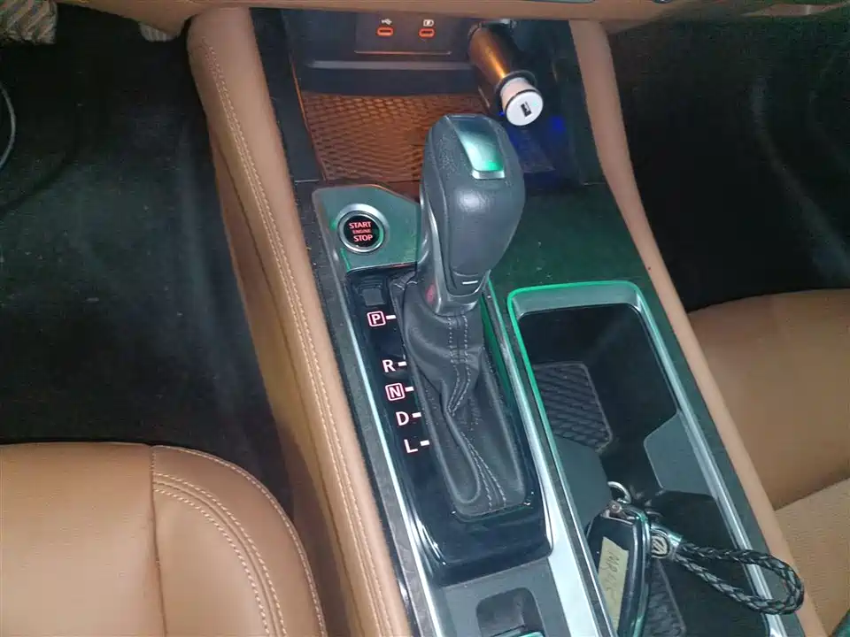 Nissan Teana