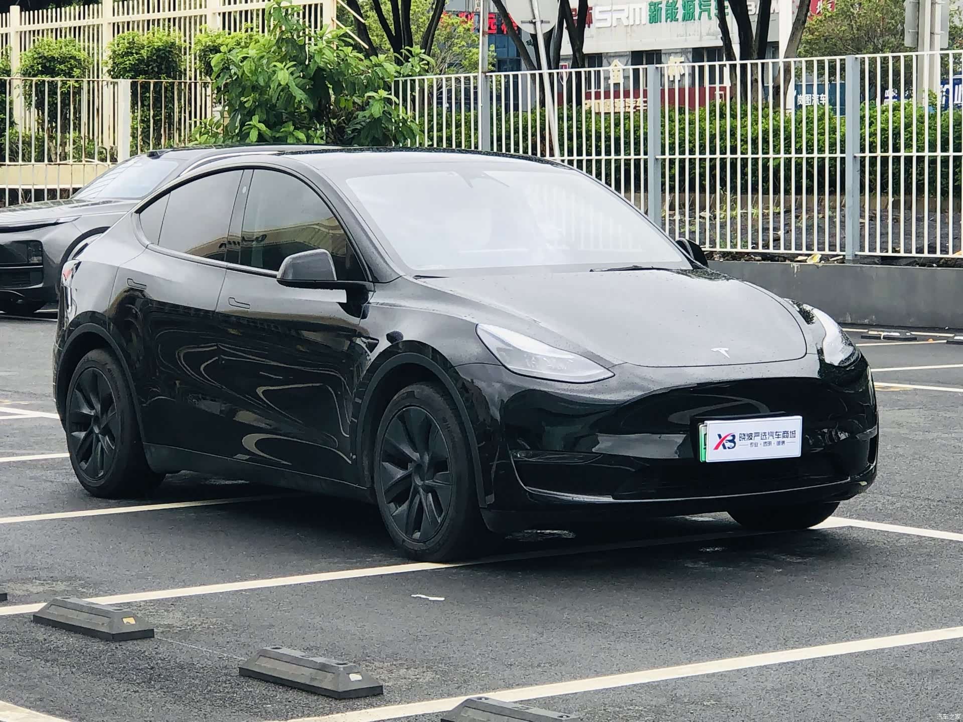 Tesla Model Y, 2023 3