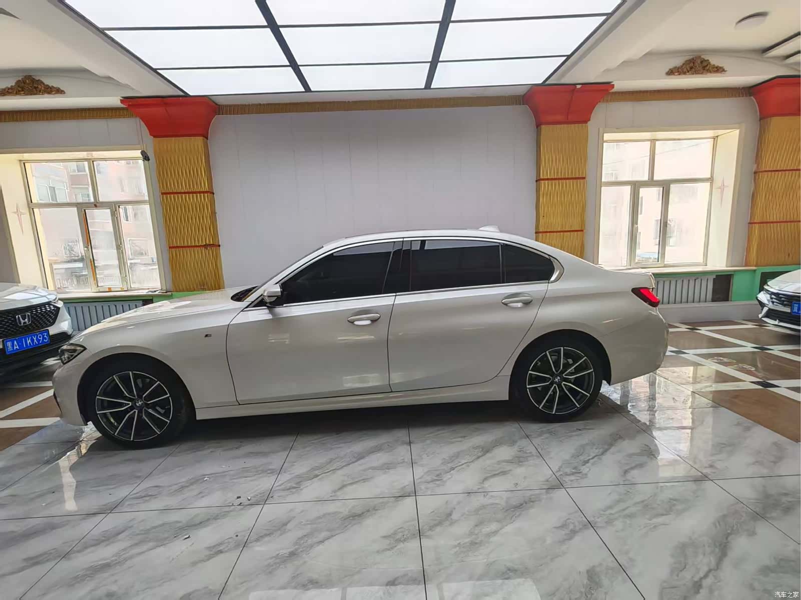 BMW 3 Series, 2022 все фото