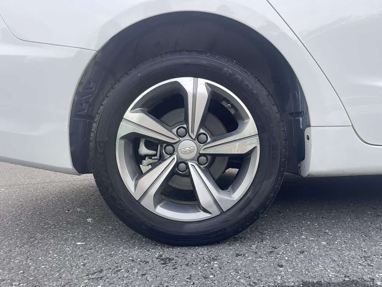 Geely Emgrand, 2018 7