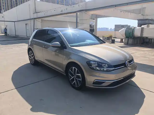 Volkswagen Golf 2020 — купить из Китая под заказ