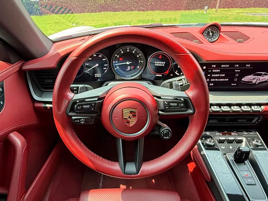 Porsche 911 2025, фото 8