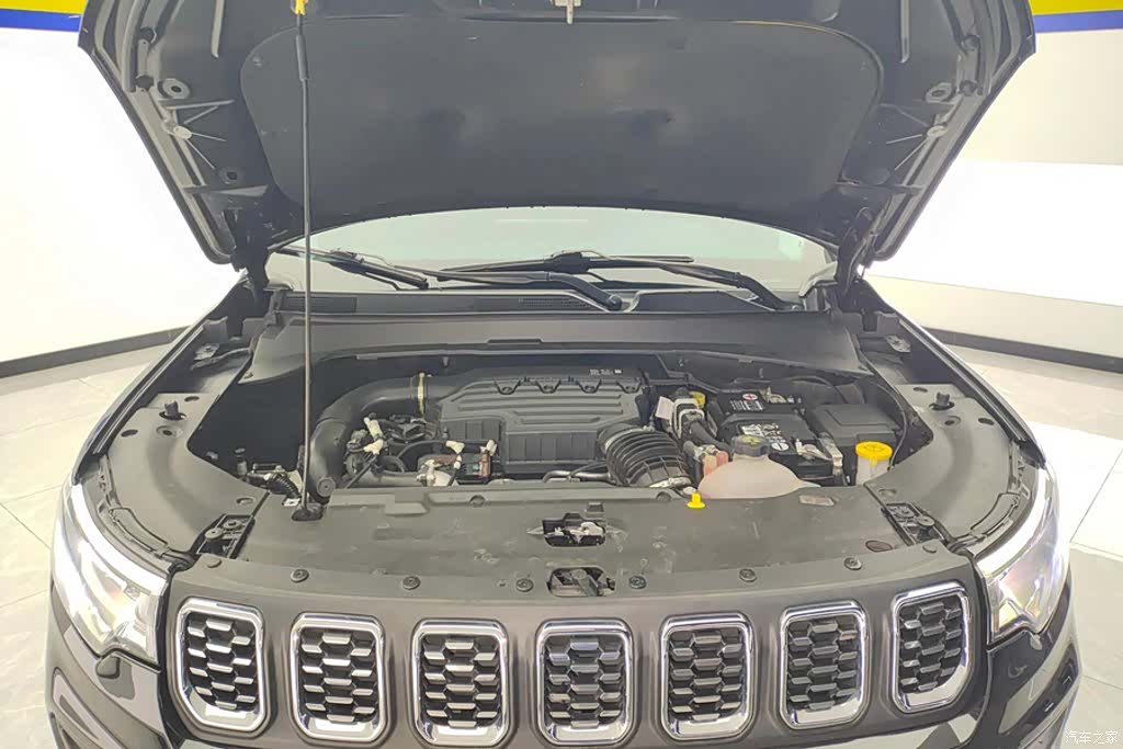 Jeep Compass, 2022 10