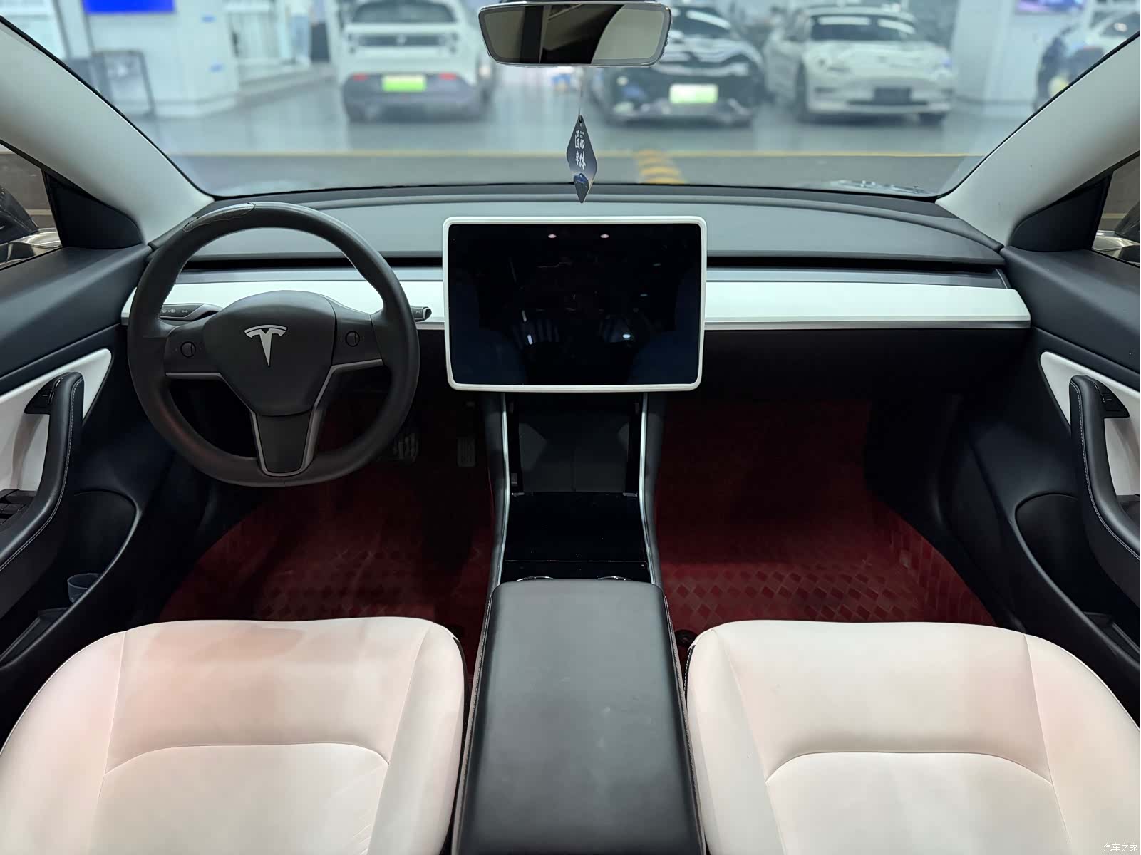 Tesla Model 3, 2020 11