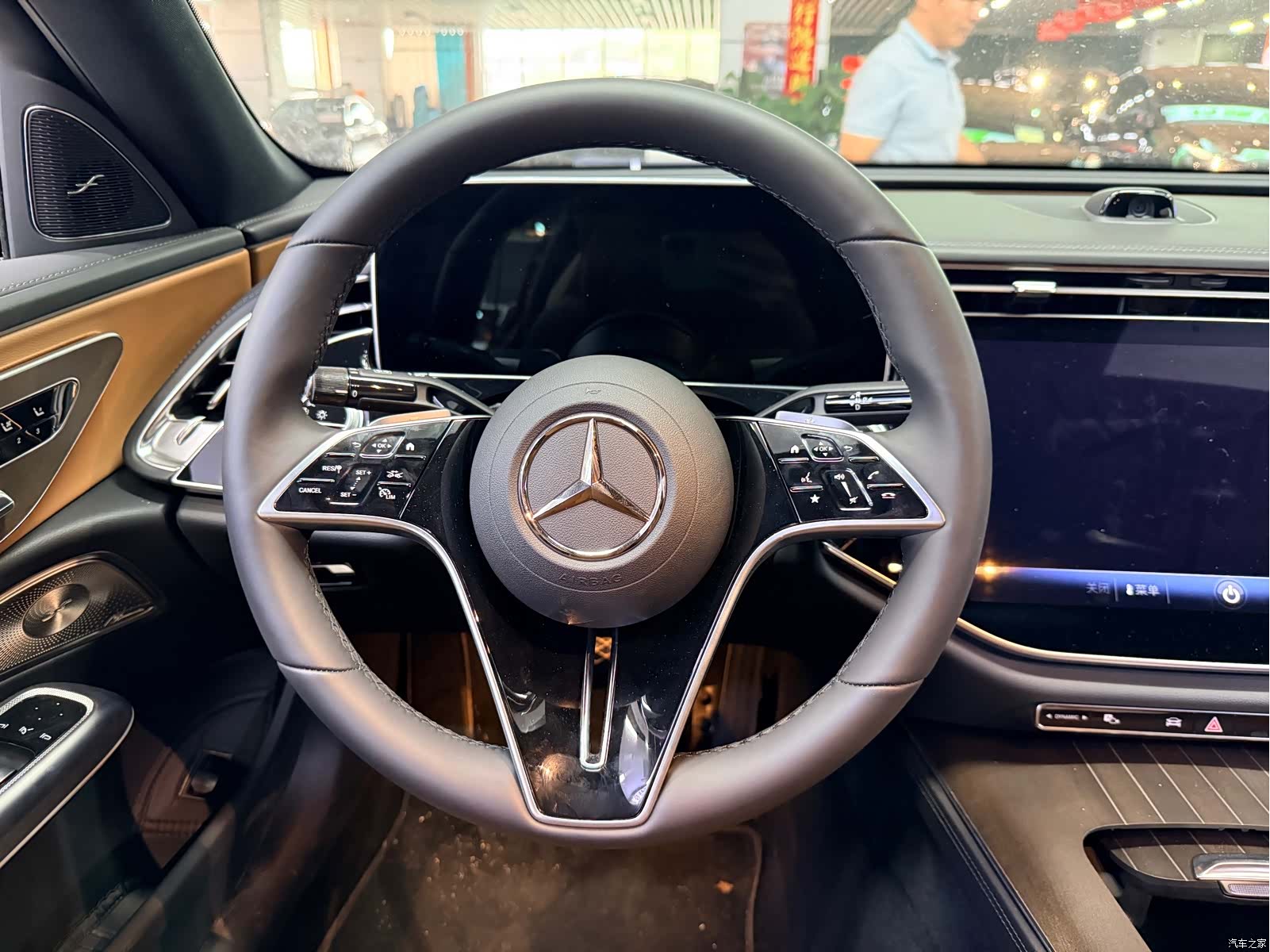 Mercedes-Benz E-Class, 2025 9