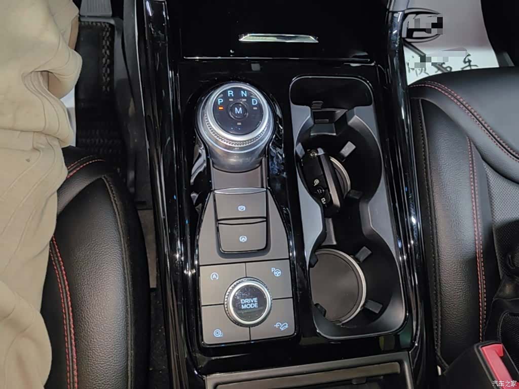 Ford Explorer, 2021 14