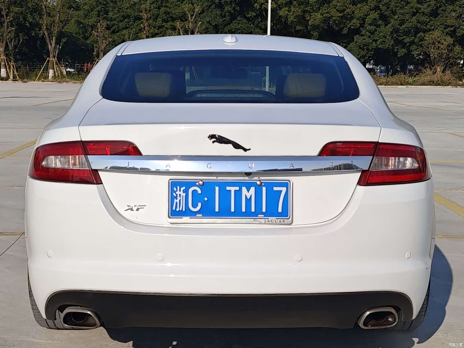 Jaguar XF, 2010 4